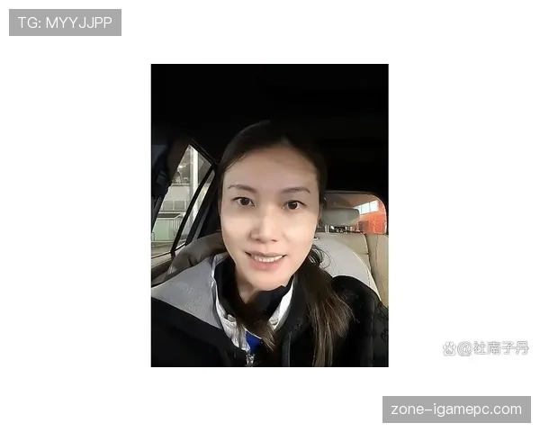 假设谢杏芳随手发张家常照，我这月工资瞬间像段子